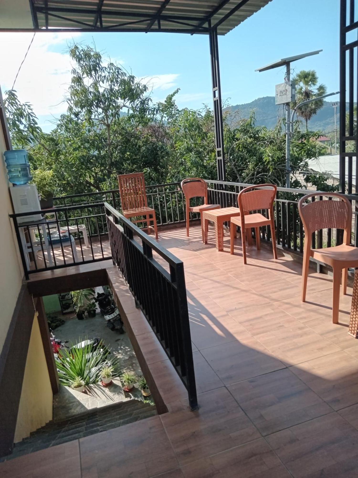 De Credo Otel Labuan Bajo Dış mekan fotoğraf